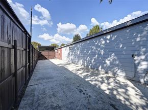 7018  Petty Lane , Dallas Texas 75217
