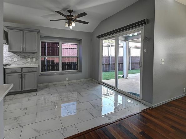 7018  Petty Lane , Dallas Texas 75217