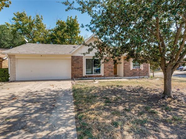 905  Pepperidge Court , Lancaster Texas 75134
