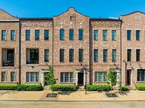 751 S Cesar Chavez Boulevard , Dallas Texas 75201