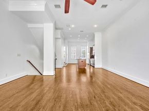 751 S Cesar Chavez Boulevard , Dallas Texas 75201