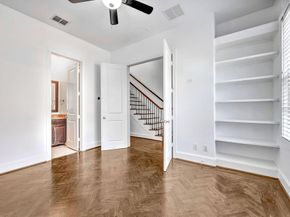 751 S Cesar Chavez Boulevard , Dallas Texas 75201