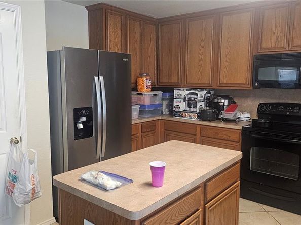 508  Fossil Lake Court , Arlington Texas 76002