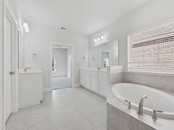 812  Davids Way , Allen Texas 75013