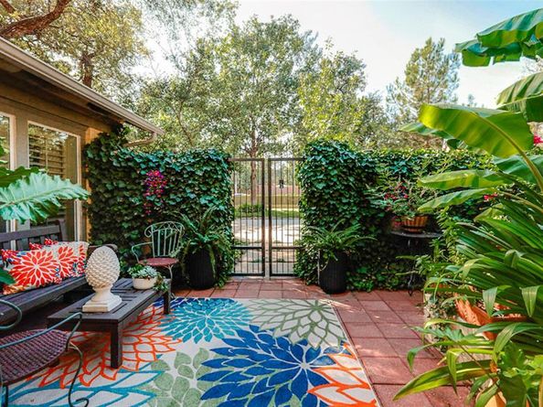 1432  Sylvan Avenue , Dallas Texas 75208