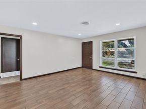 6468  Seco Boulevard , Dallas Texas 75217