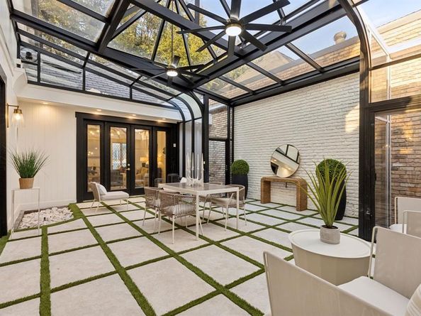 6  Saint Laurent Place , Dallas Texas 75225