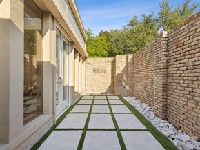 6  Saint Laurent Place , Dallas Texas 75225