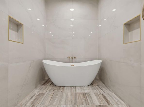 6  Saint Laurent Place , Dallas Texas 75225