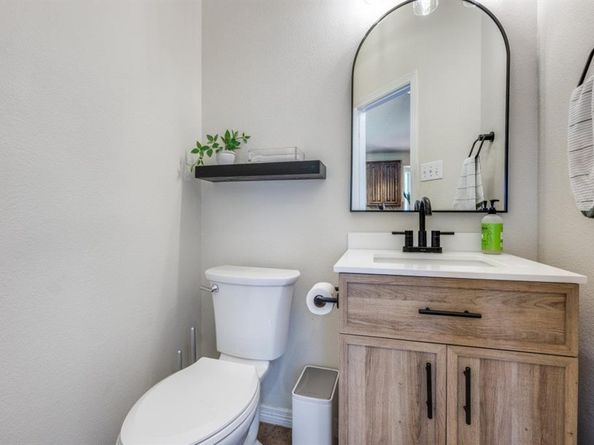 2303  Landwick Court , Corinth Texas 76210