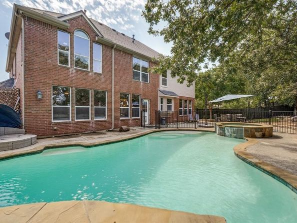 2303  Landwick Court , Corinth Texas 76210