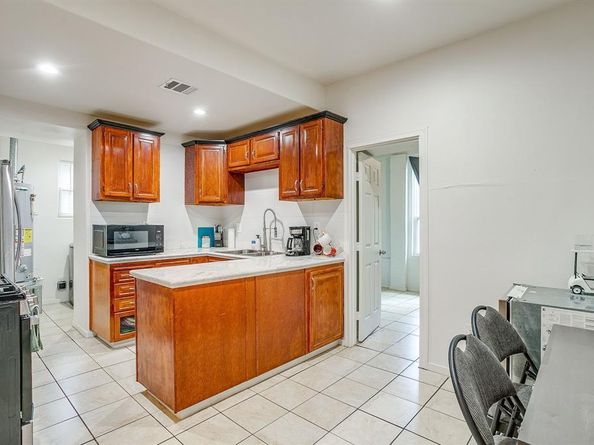 2217  Pearl Avenue , Fort Worth Texas 76164