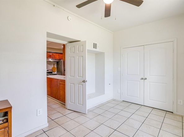 2217  Pearl Avenue , Fort Worth Texas 76164