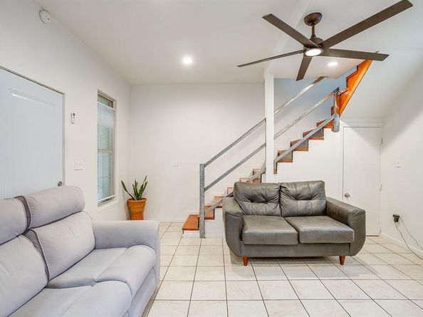 2217  Pearl Avenue , Fort Worth Texas 76164