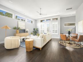 4226  Roseland Avenue  201, Dallas Texas 75204