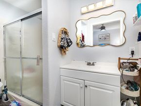 13611  Flagstone Lane , Dallas Texas 75240