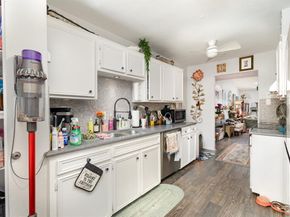 13611  Flagstone Lane , Dallas Texas 75240