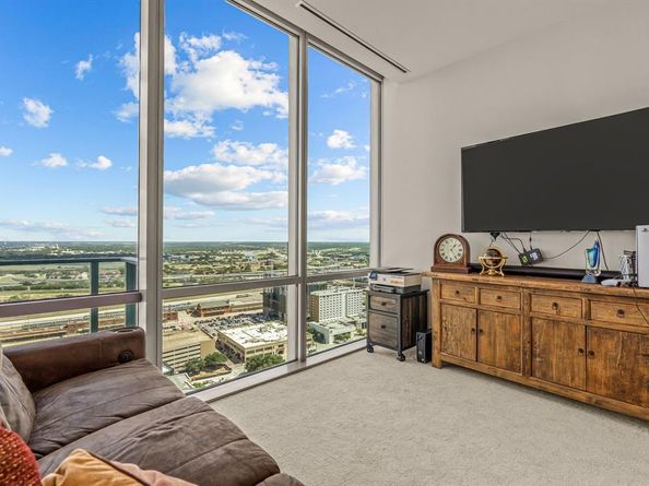 1301  Throckmorton Street  2402, Fort Worth Texas 76102