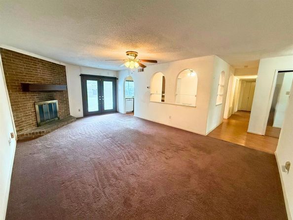 1310  Whiteoak Drive , Garland Texas 75040