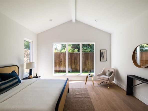 554  Kirkwood Drive , Dallas Texas 75218