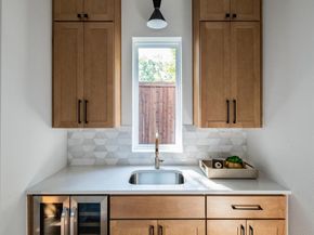 554  Kirkwood Drive , Dallas Texas 75218