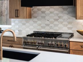 554  Kirkwood Drive , Dallas Texas 75218