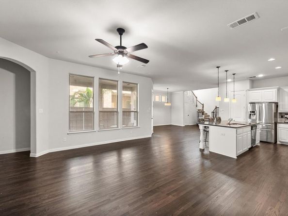 3926  Jasmine Fox Lane , Arlington Texas 76005