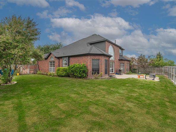 8002  Wexford Lane , Rowlett Texas 75089
