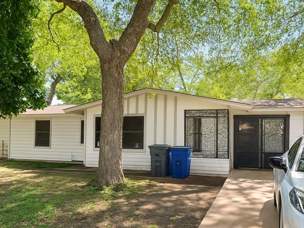 714  Sleeth Street , Dallas Texas 75216