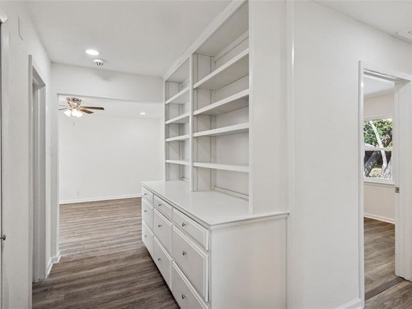 2413  Muret Street , Irving Texas 75062