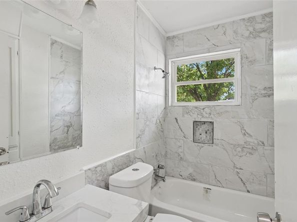 2413  Muret Street , Irving Texas 75062