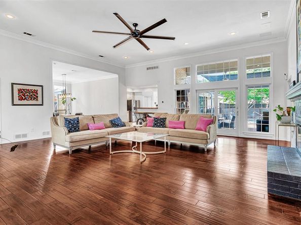 7032  Bremerton Drive , Dallas Texas 75252