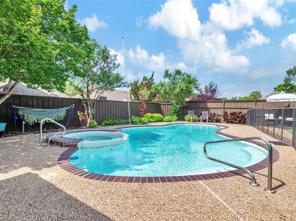 7032  Bremerton Drive , Dallas Texas 75252