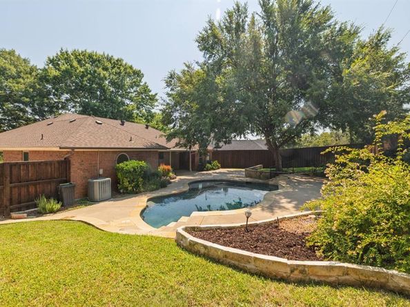 6505  Parkway Avenue , North Richland Hills Texas 76182