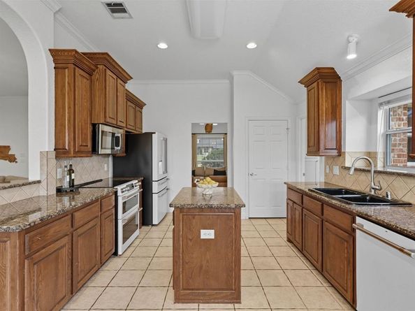 272  Winding Ridge Lane , Rockwall Texas 75032