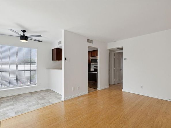 7621  Mccallum Boulevard  215, Dallas Texas 75252