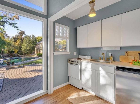 7140  Spring Valley Road , Dallas Texas 75254