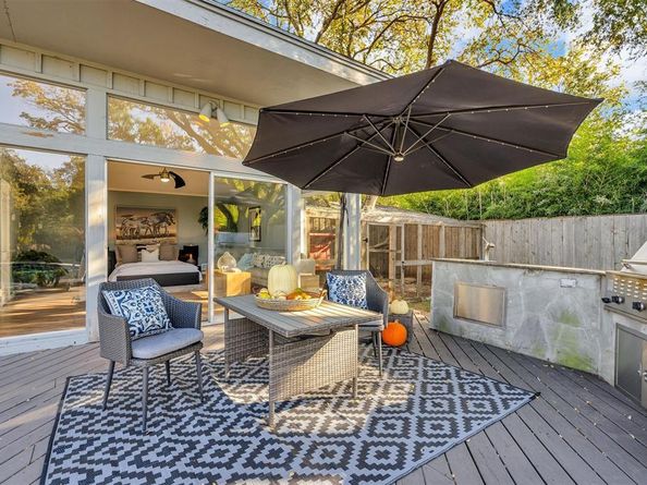 7140  Spring Valley Road , Dallas Texas 75254