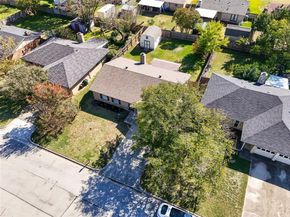 5712  Twin Oaks Drive , Haltom City Texas 76148