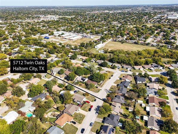 5712  Twin Oaks Drive , Haltom City Texas 76148