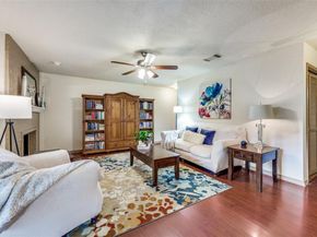 2101  Calico Lane  2614, Arlington Texas 76011