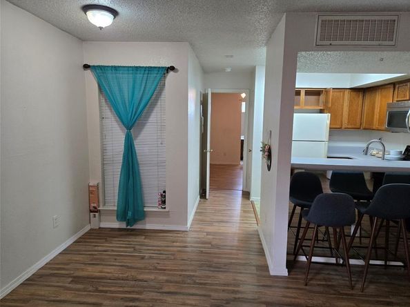 9835  Walnut Street  107, Dallas Texas 75243