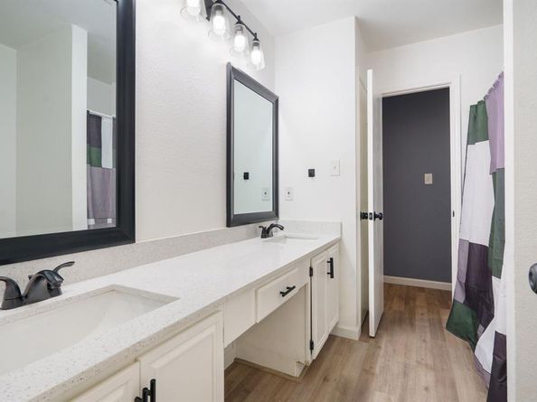 807  Havenbrook Drive , Arlington Texas 76001