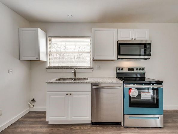 3864  Castle Hills Drive , Dallas Texas 75241