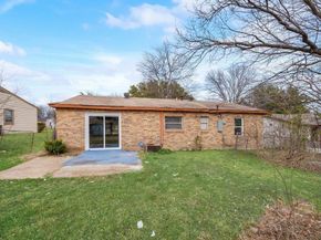 3864  Castle Hills Drive , Dallas Texas 75241