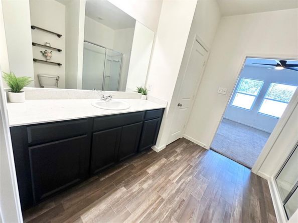 421  Starboard Drive , Crowley Texas 76036