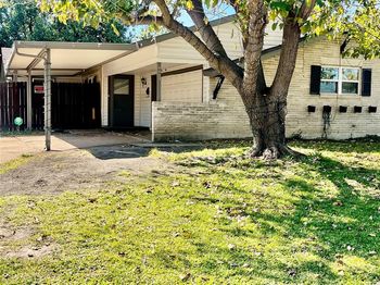 4439  Greenland Drive 