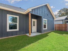 3937  Hancock Street , Dallas Texas 75210