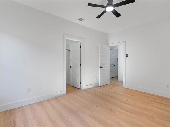 3937  Hancock Street , Dallas Texas 75210