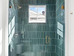 9826  Mixon Drive , Dallas Texas 75220